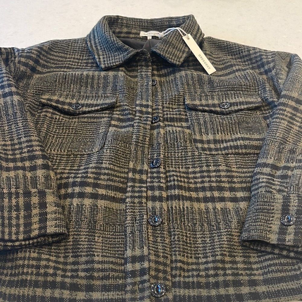 Crescent women’s shackette size small new with tags, beautiful green black.